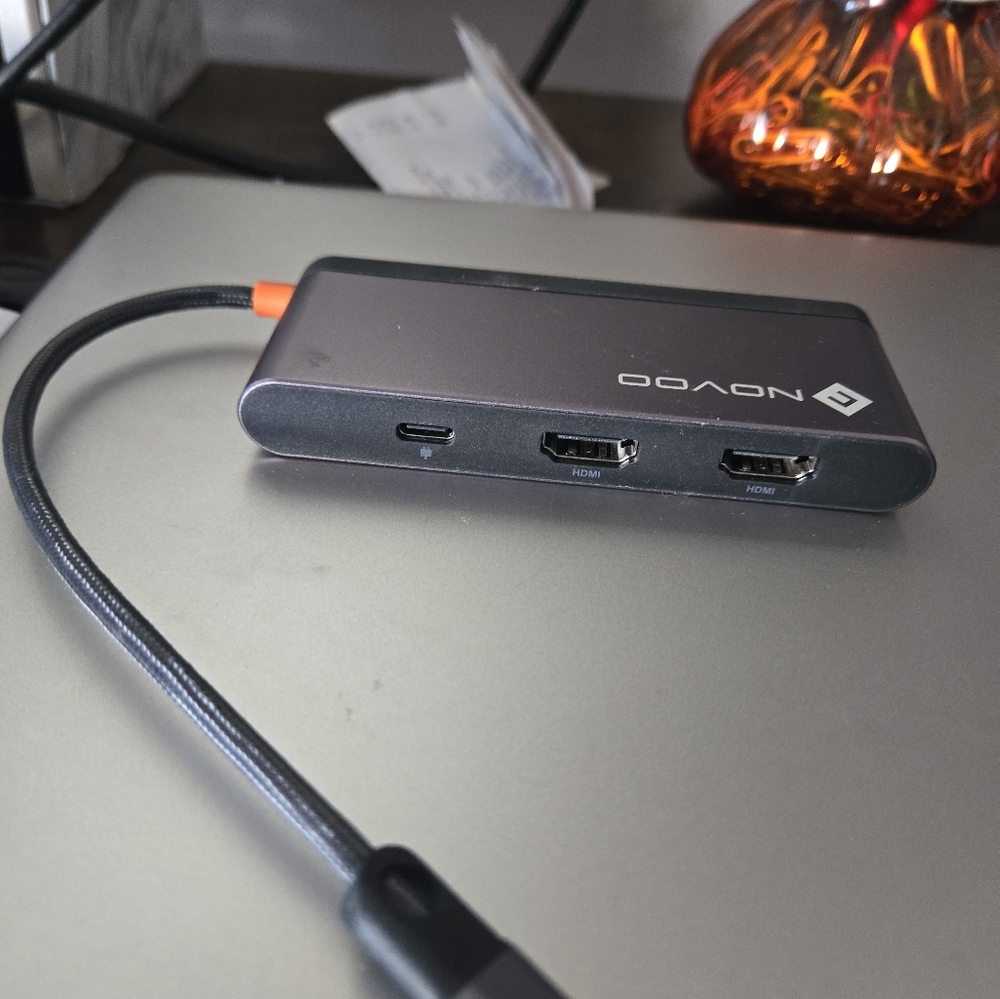 Multiple monitor plug in.